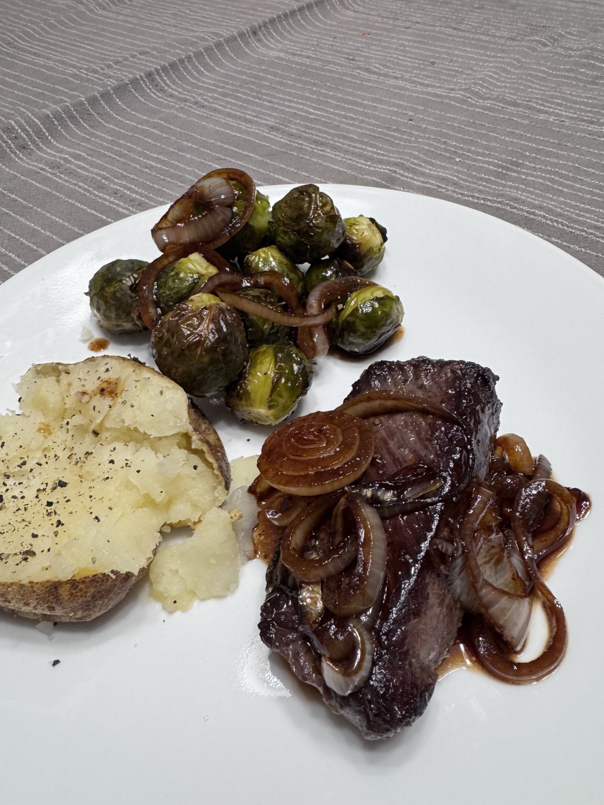 Venison Medallions in Balsamic Onion Reduction